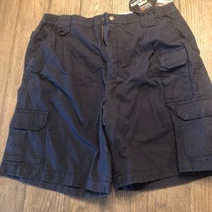 New with tags Men’s 5.11 tactical short 73285, 36 waist, 720 Fire Navy